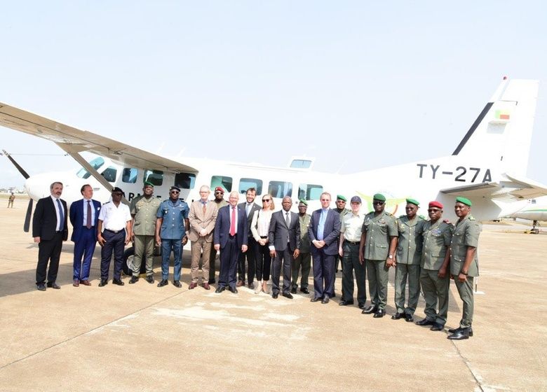 avion-surveillance-benin-remise-ue-1