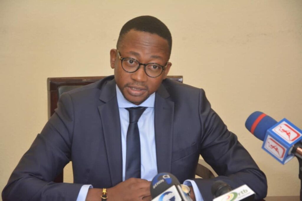 638210401488001636534631